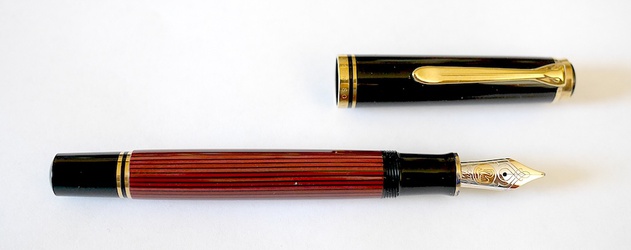 image for Pelikan M800 red stripe